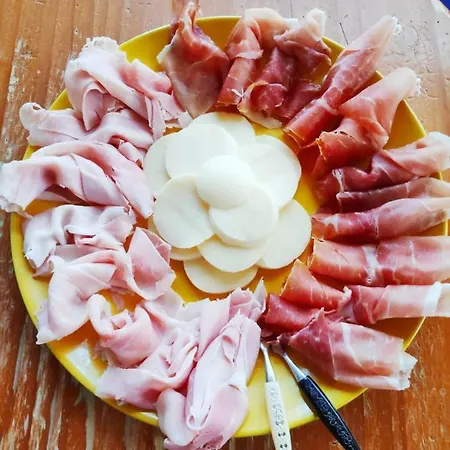L' Aquila Dell' Etna Bed & Breakfast *