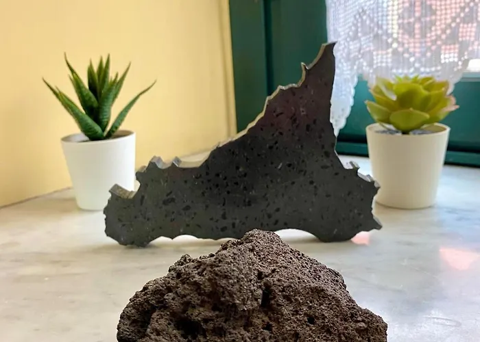 L' Aquila Dell' Etna Couette-café Santa Venerina