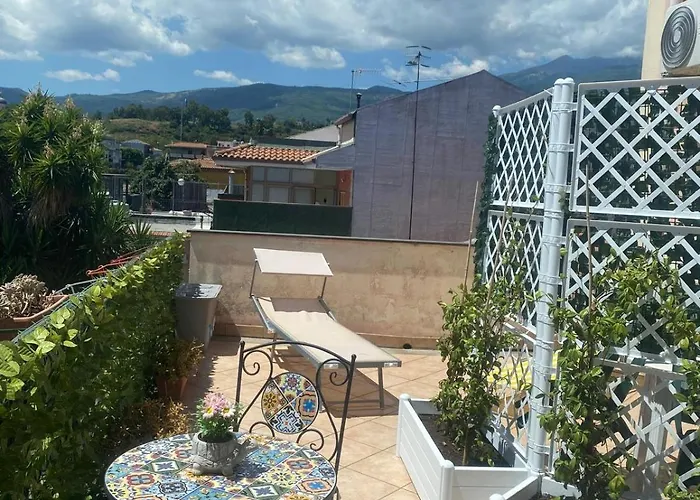 L' Aquila Dell' Etna