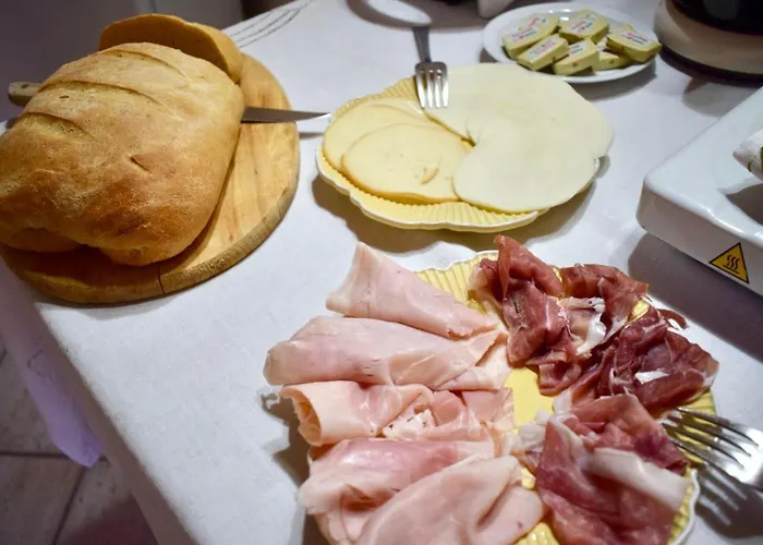 L' Aquila Dell' Etna Couette-café Santa Venerina